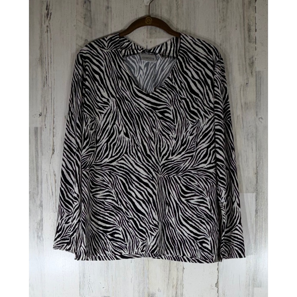 Chicos Top Size 2 or Large Black White Zebra Print V-Neck Slinky Office Career